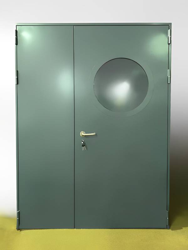 Полуторная дверь с круглым окном Полуторная дверь с круглым окном